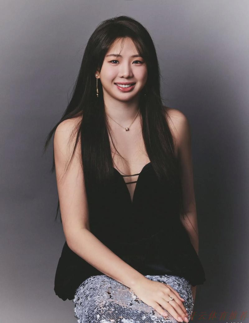 开云官方：女子50米蛙泳 上海选手唐钱婷获得冠军