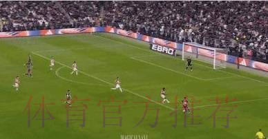 250万捡到宝！巴萨20岁前锋狂飙： 1球2助9.2分 冲击第1冠